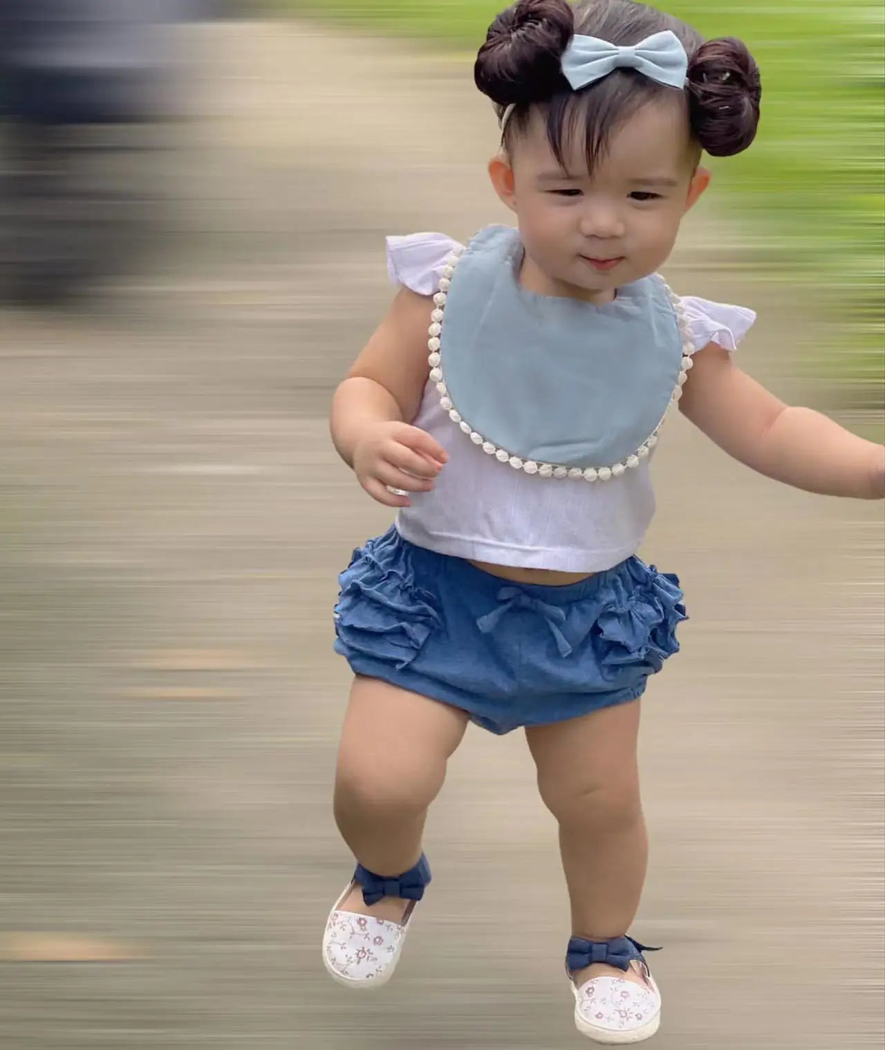 2Pcs/Set Muslin Cotton Baby Boy Girl Bib Bamboo Waterproof Feeding Burp Clothes Bow Hair Nylon Bands Solid Saliva Towel Scarf